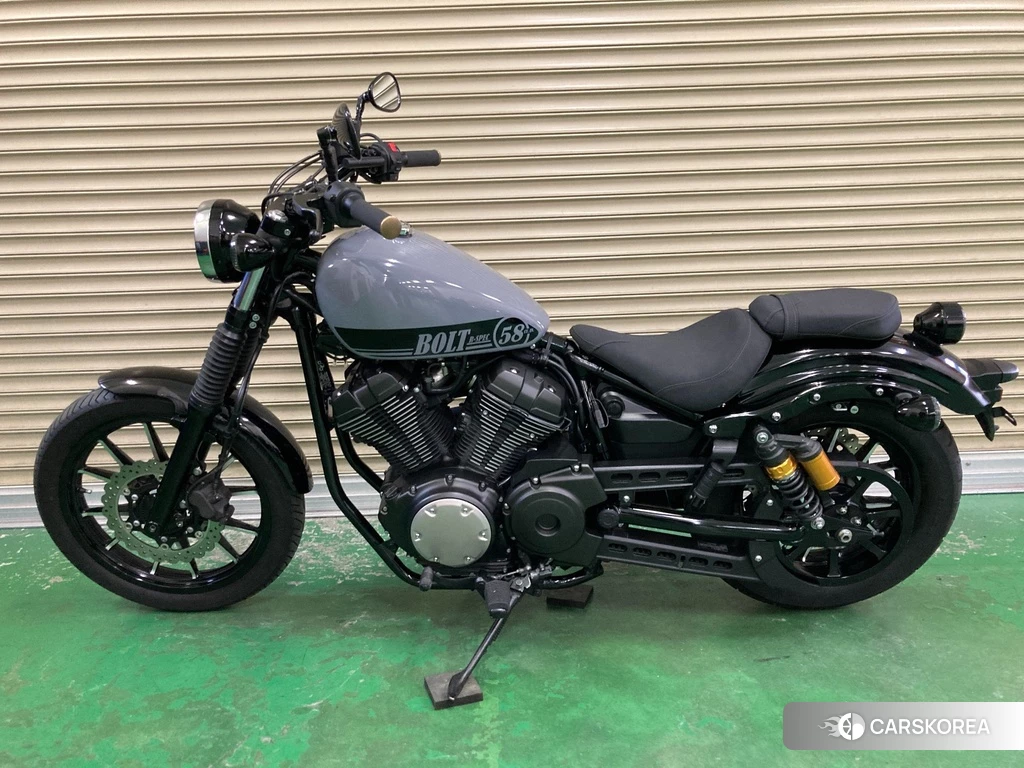 Проданный Yamaha BOLT 950R id 4168005 из Японии