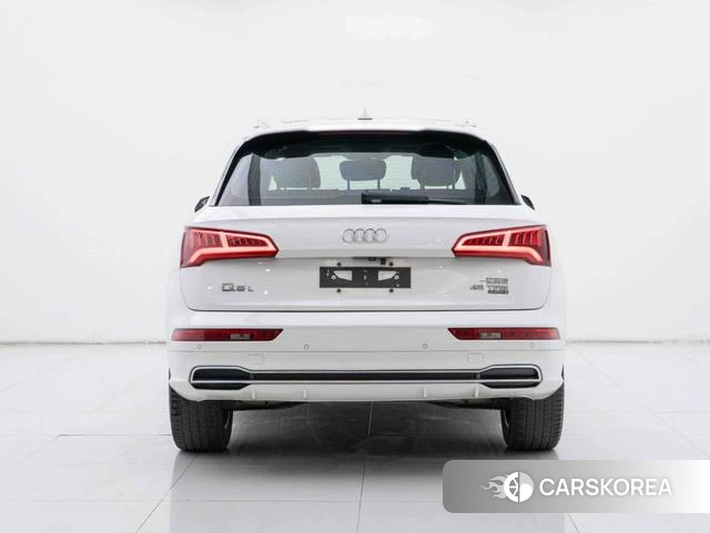 Audi Q5L id 4234887 из Китая 12
