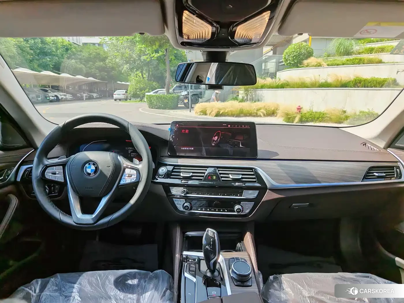 BMW 5 series 2022 Черный из Китая, фото 4
