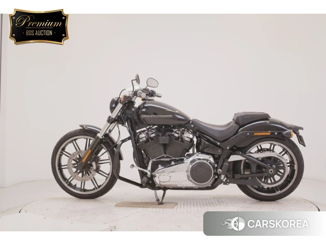 Проданный Harley-Davidson Softail Breakout FXBR1750 2018 из Японии, фото 2