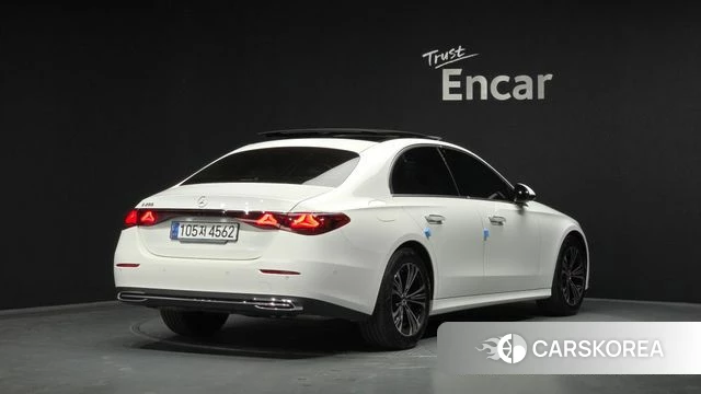 Mercedes-Benz E-Class W214 id 4194358 из Кореи 12