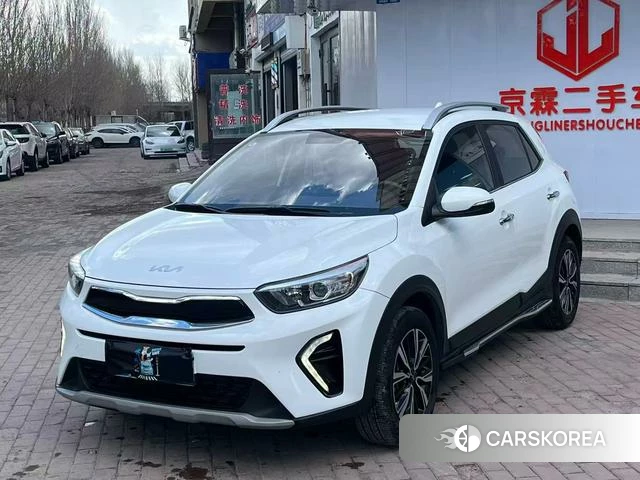 Kia Yi Ran 2021 Белый из Китая, фото 2