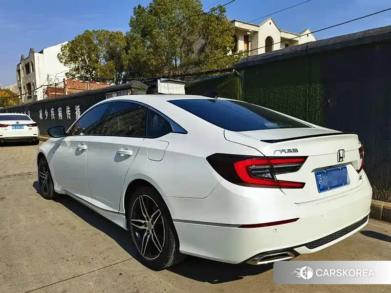 Honda Accord id 4539269 из Китая 7