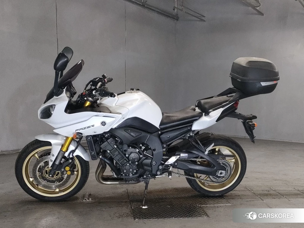 Проданный Yamaha FZ8-S 2010 из Японии, фото 2