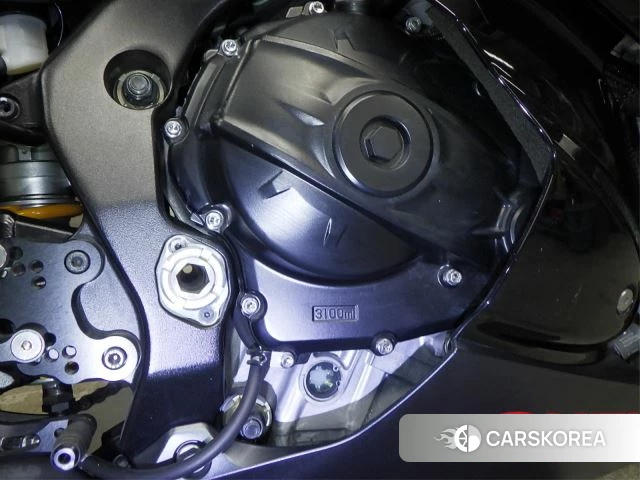 Engine photo