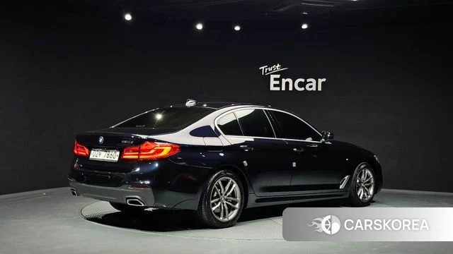 BMW 5 Series (G30) id 4424894 из Кореи 12
