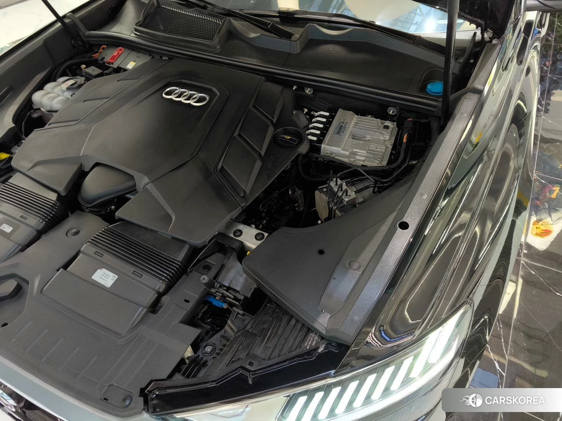 Audi Q8 id 4462112 из Китая 12