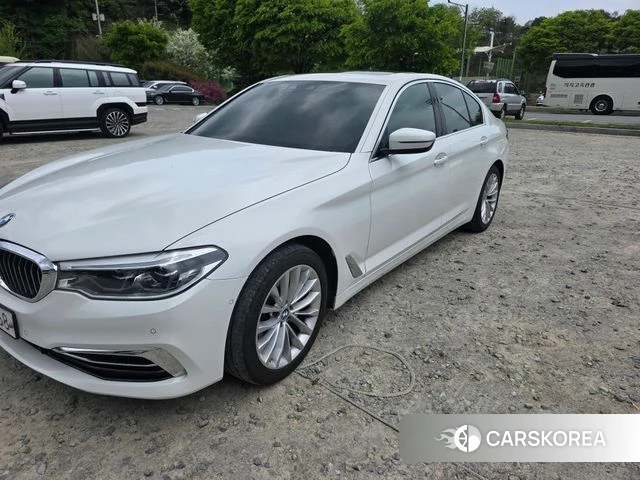 BMW 5 Series (G30) 2019 Черный из Кореи, фото 2