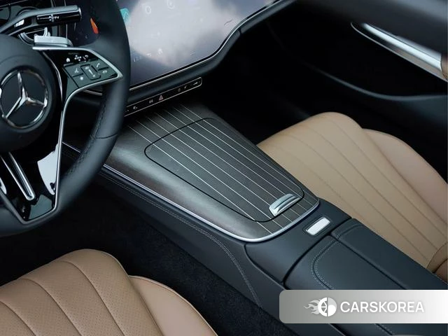 Mercedes-Benz E-class id 4358897 из Китая 9