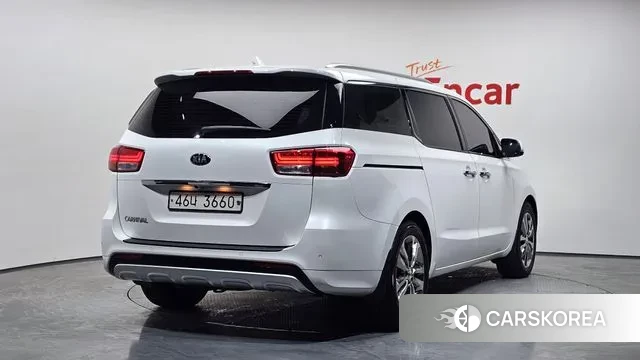 Kia All New Carnival id 3612851 из Кореи 12