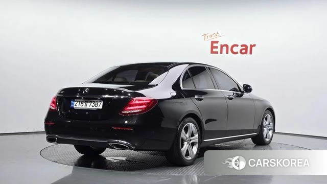 Mercedes-Benz E-Class W213 id 4708934 из Кореи 12