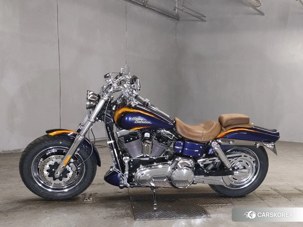 Проданный Harley-Davidson Dyna Fat Bob FXDF1580 CVO 2010 из Японии, фото 2
