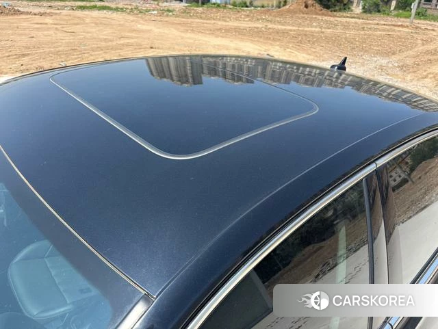 Volkswagen Passat PHEV id 4279188 из Китая 12