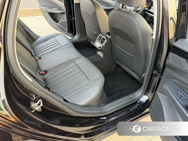 Volkswagen Passat id 4264706 из Китая 12