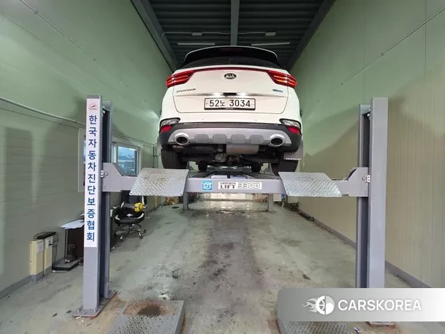 Kia Sportage The Bold 2018 Белый из Кореи, фото 2