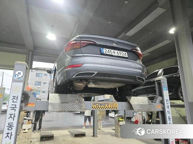 Volkswagen 7th Generation of Jetta 2021 Серебристо-серый из Кореи, фото 2