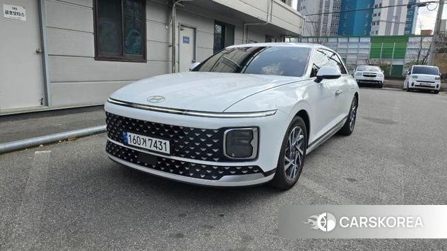 Hyundai Grandeur (GN7) id 4243801 из Кореи 12