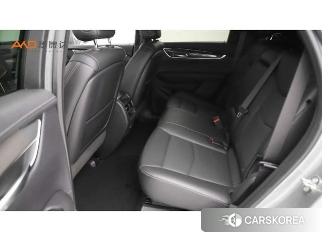 Cadillac XT5 2023 Зеленый из Китая, фото 2