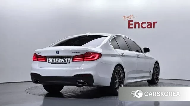 BMW 5 Series (G30) id 3789731 из Кореи 12