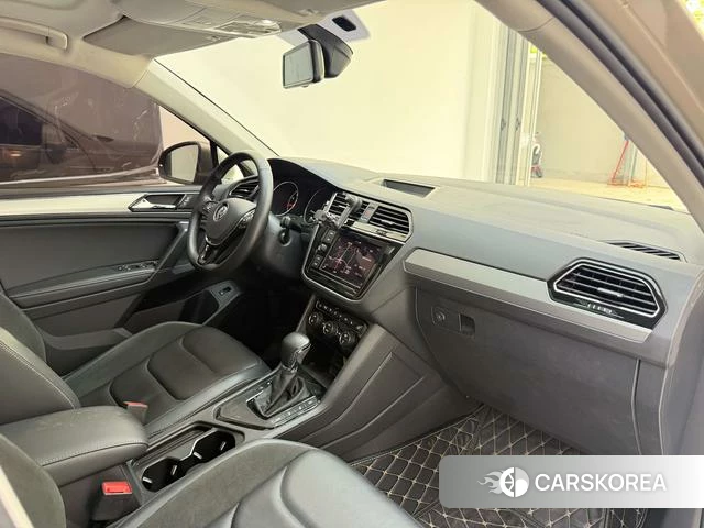 Volkswagen Tiguan L id 4210923 из Китая 12