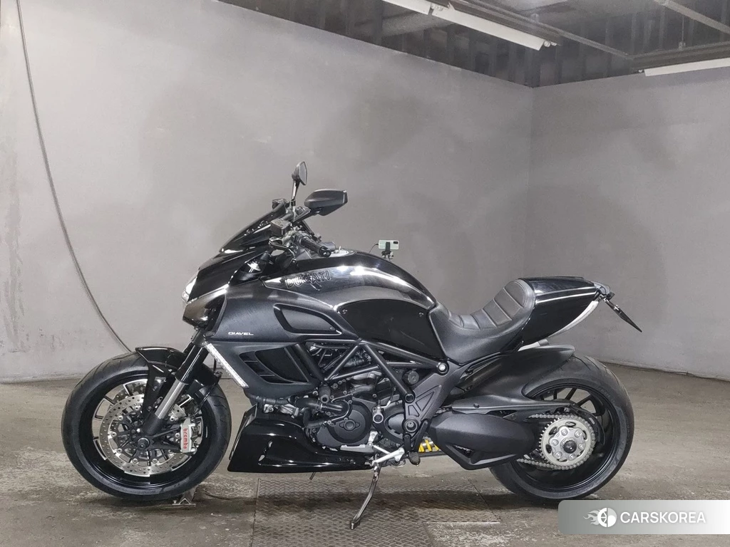 Проданный Ducati DIAVEL 2012 из Японии, фото 2