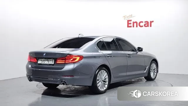 BMW 5 Series (G30) id 3656100 из Кореи 12