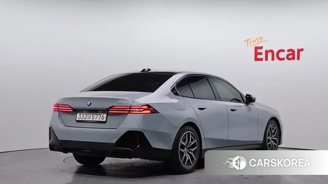 BMW 5 Series (G60) id 3745012 из Кореи 12