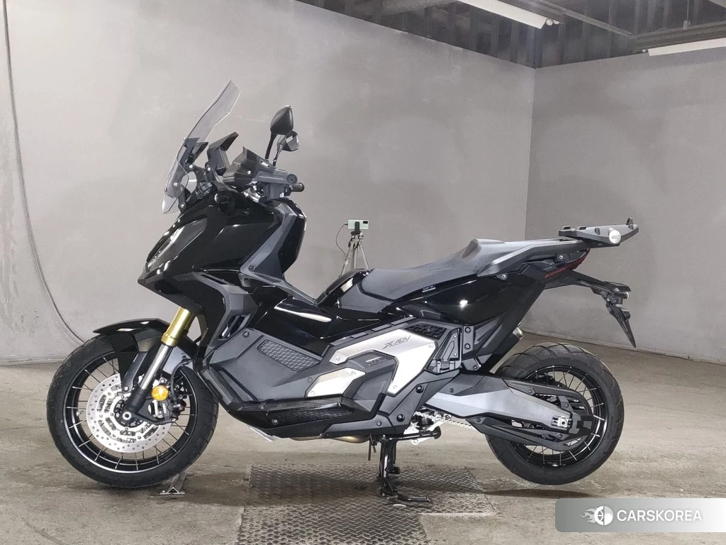 Проданный Honda X-ADV 750 2022 из Японии