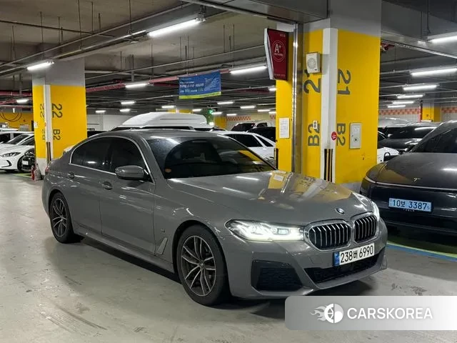 BMW 5 Series (G30) id 3508898 из Кореи 12