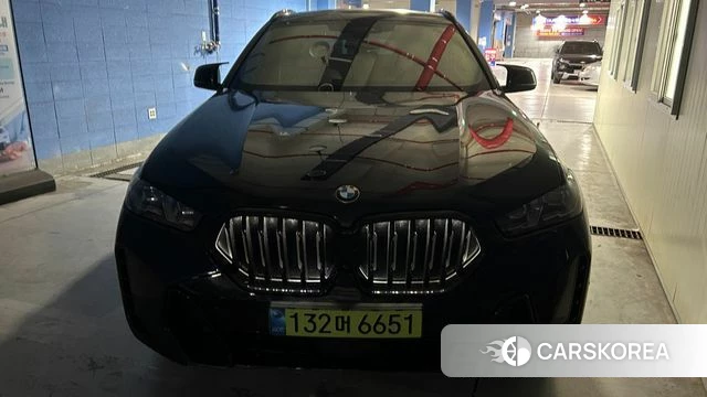 BMW X6 (G06) 2026 Черный из Кореи, фото 2