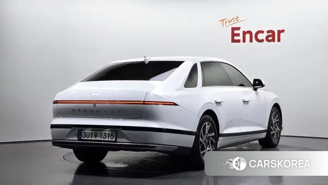 Hyundai Grandeur (GN7) id 3022218 из Кореи 12