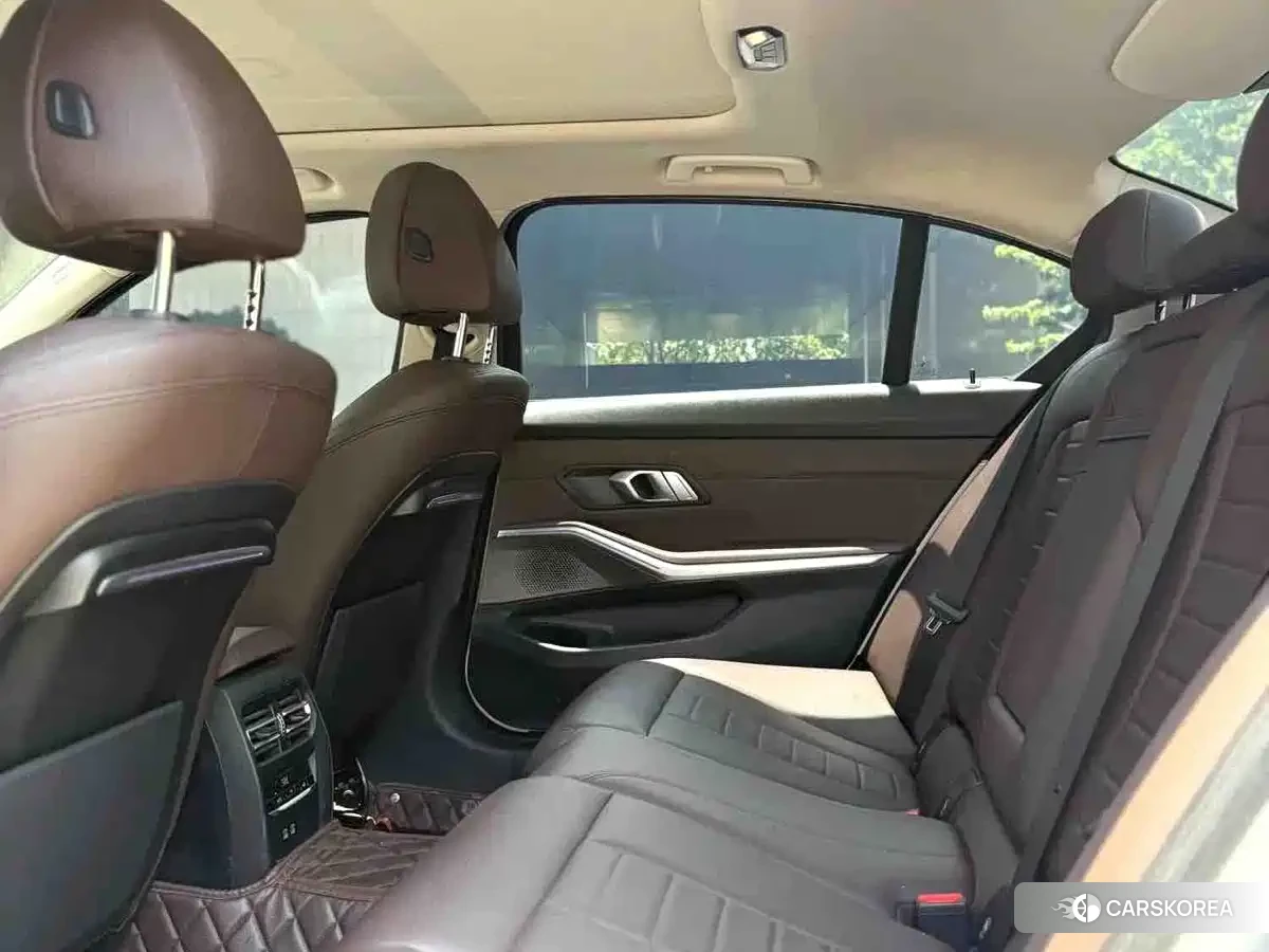 BMW 3 series 2020 Белый из Китая, фото 2
