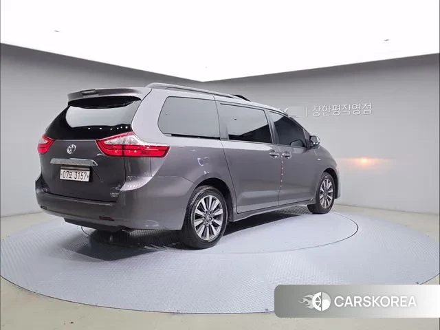 Toyota Sienna id 3351271 из Кореи 12