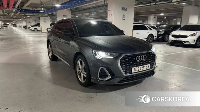 Audi Q3 (F3) 2022 Серый из Кореи, фото 4