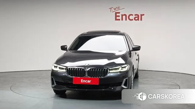 BMW 5 Series (G30) id 3765470 из Кореи 12