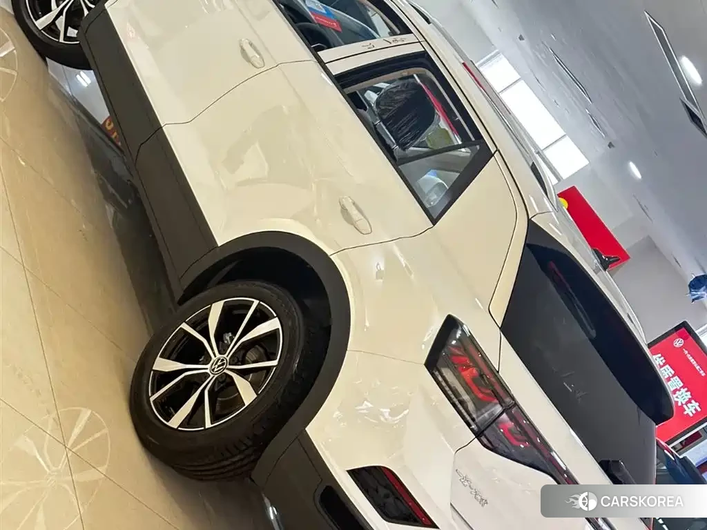Volkswagen T-ROC exploring Songs id 4553922 из Китая 12
