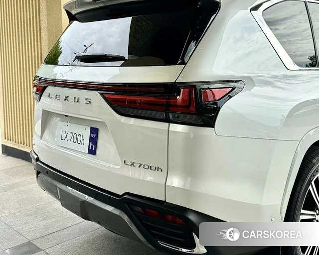 Lexus LX 2025 Белый из Китая, фото 2