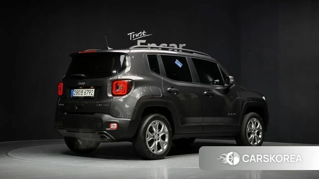 Jeep Renegade id 3892573 из Кореи 12
