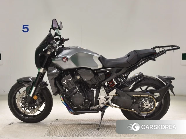Проданный Honda CB1000R 2019 из Японии, фото 2