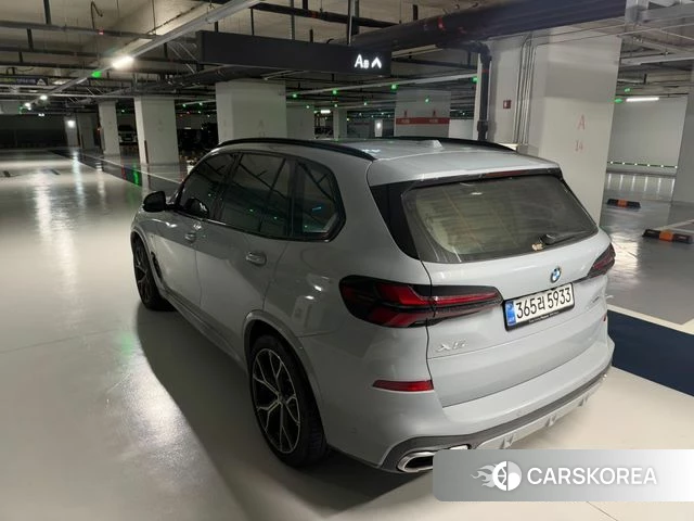 BMW X5 (G05) 2026 Серебристо-серый из Кореи, фото 4
