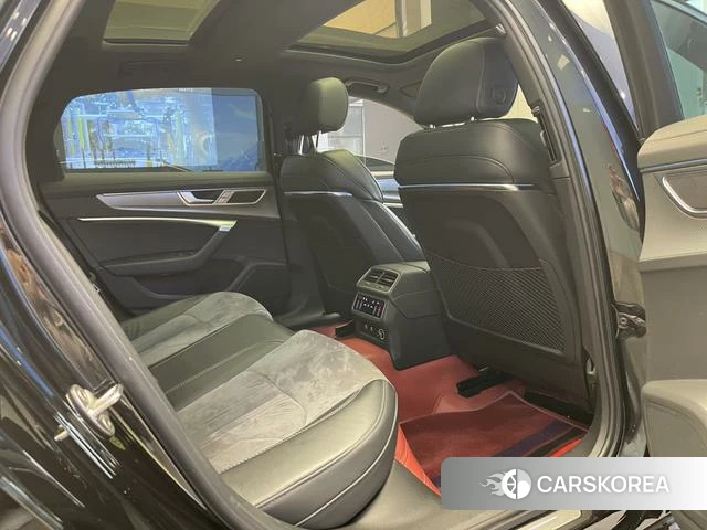 Audi A6L id 4348292 из Китая 8