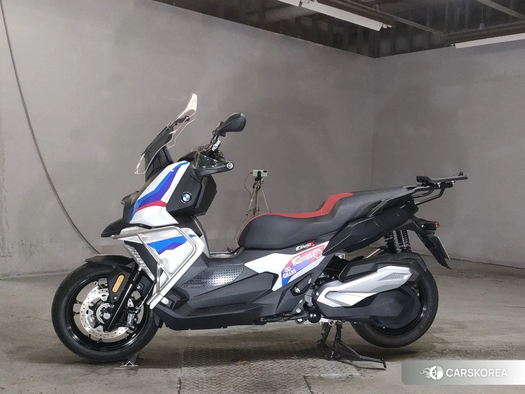 Проданный BMW C400X id 4129772 из Японии, фото 2