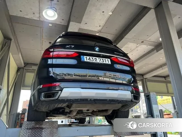 BMW X7 (G07) 2021 Черный из Кореи, фото 2