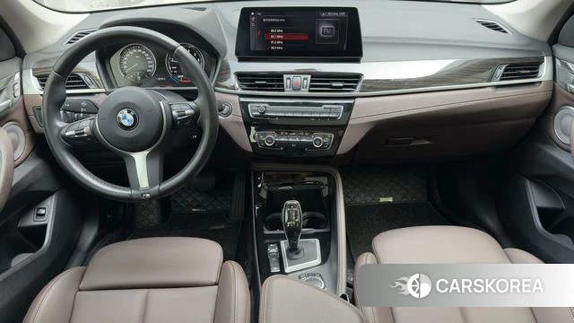 BMW X1 2021 Шампань из Китая, фото 2