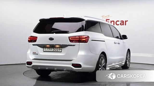 Kia The New Carnival id 3937137 из Кореи 12