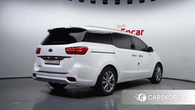 Kia The New Carnival id 3209402 из Кореи 12