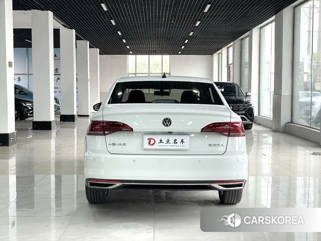 Volkswagen Bora id 4359405 из Китая 11