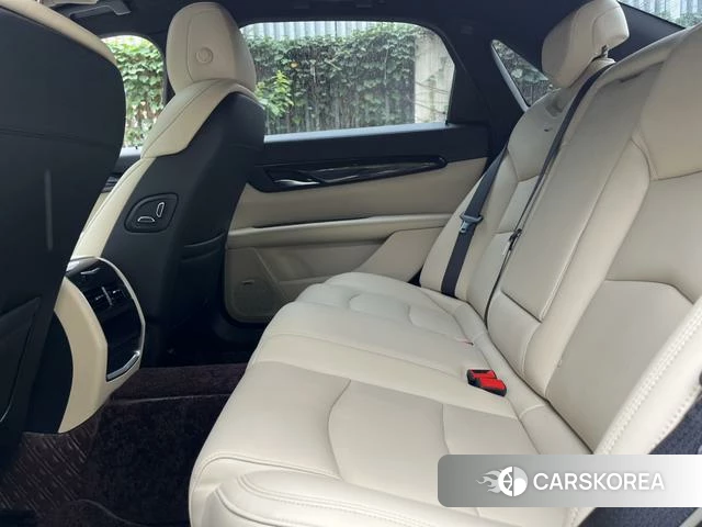 Cadillac CT6 id 4213828 из Китая 9