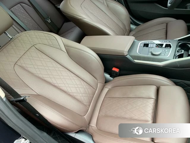 BMW 3 series id 4279157 из Китая 12