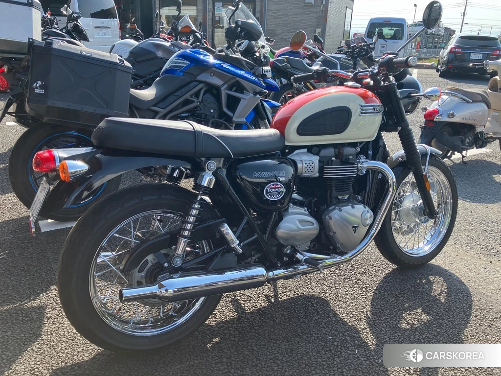 Проданный Triumph BONNEVILLE T100 2018 из Японии, фото 2